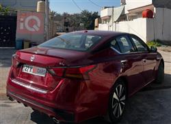 نيسان ألتيما